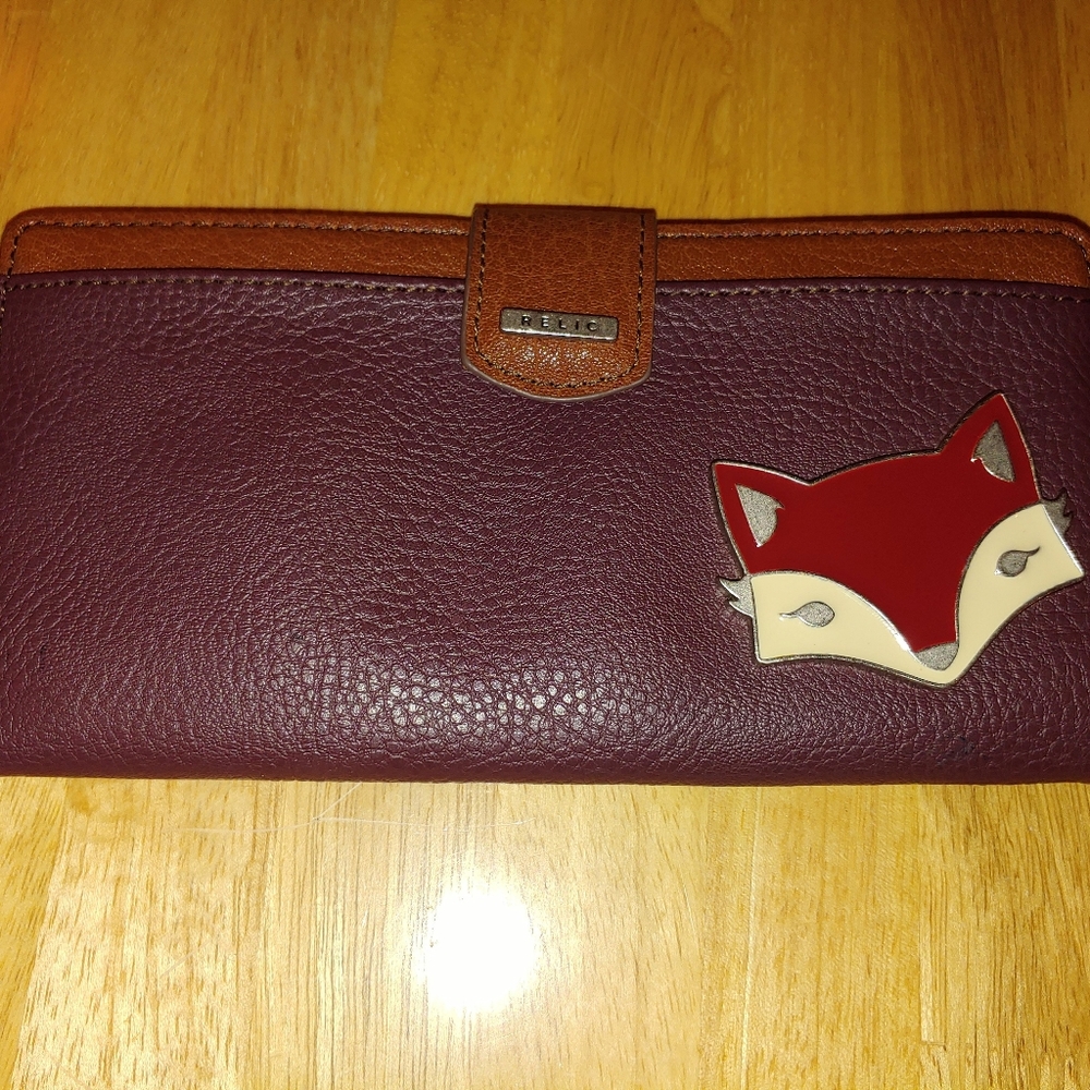 Relic Fox Wallet